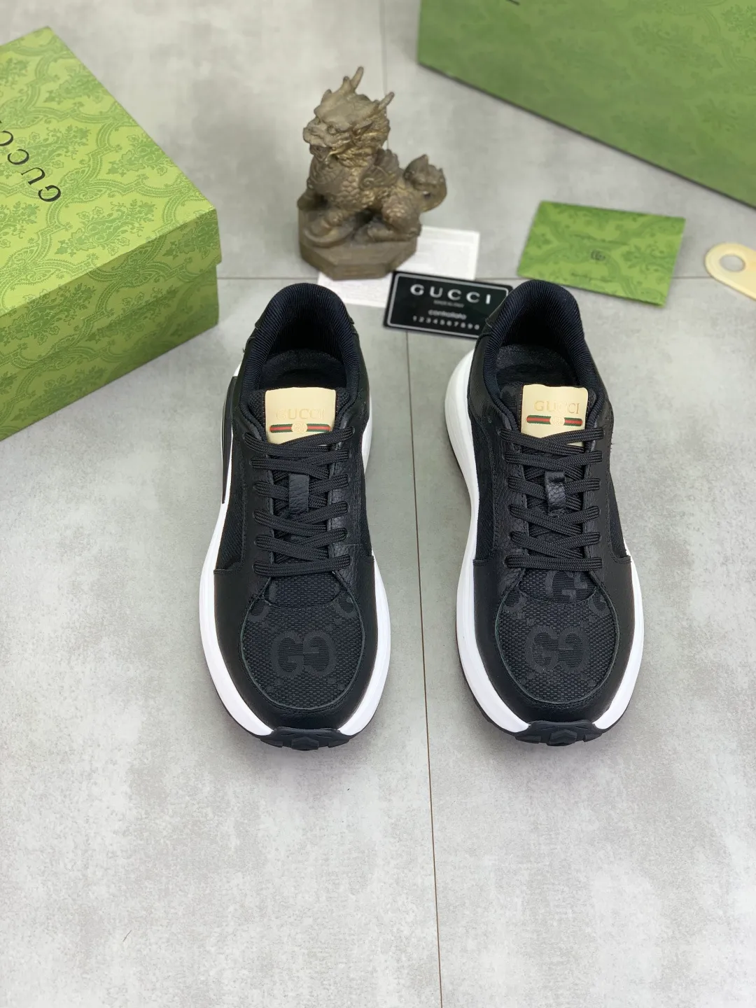 Men's shoes 💰P460💰【New model】🆘 The latest model from Gucci official website🎁Classic casual and fashionable men's shoes👟Best model💥The style is simple and elegant, exclusive for trendy men. Unique official website latest brand elements👑Gucci original decoration, fashionable and generous, the fabric is made of original soft calfskin➕Comfortable soft pigskin lining ✅Wear-resistant rubber outsole specified on the official website_Full of elasticity, the classic model taken at the counter 🎬Color: 3️⃣colors available😍Number of codes: 38-44 (45 46 customized)
